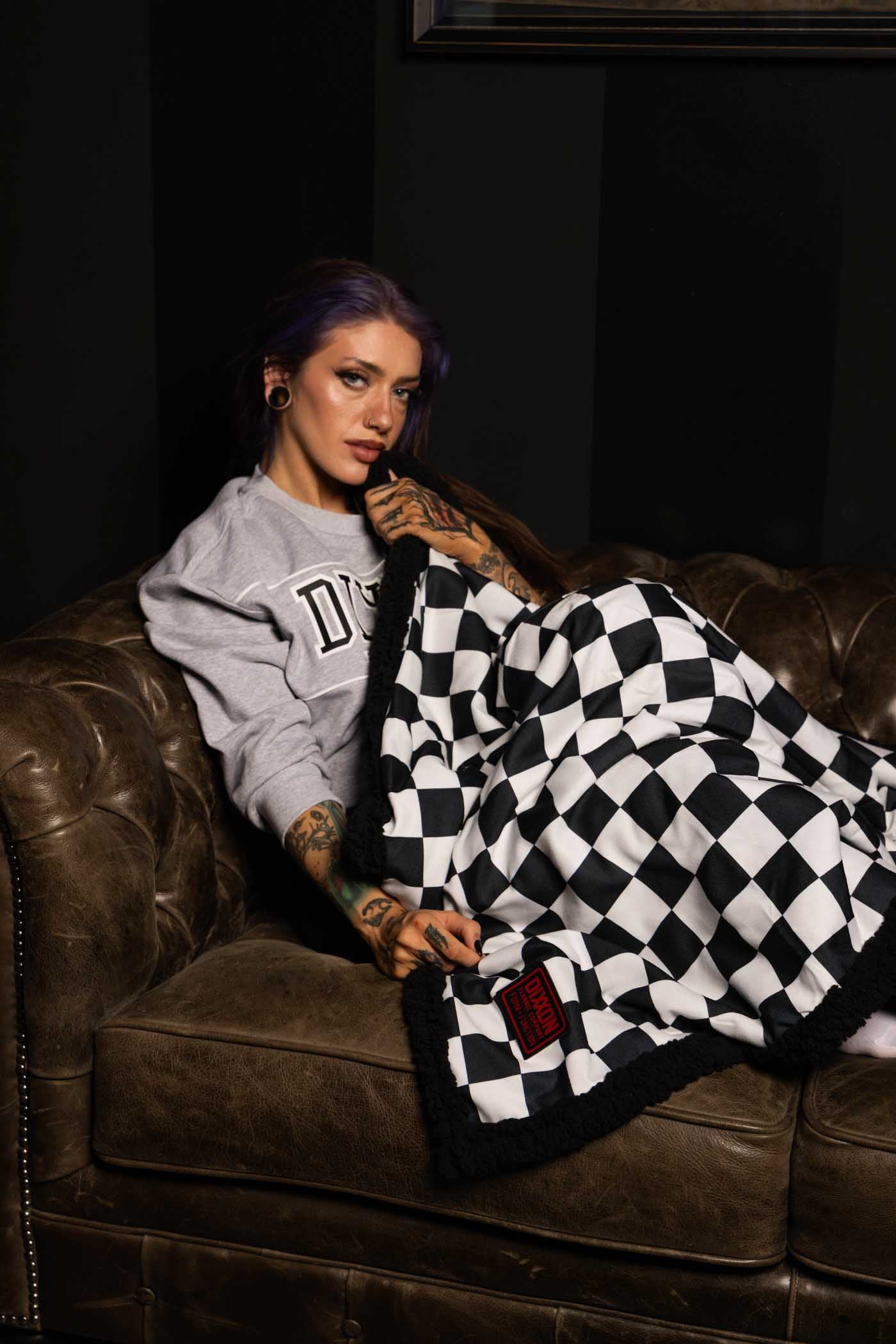 Black/White Checkered Flannel Sherpa Blanket – Dixxon Flannel