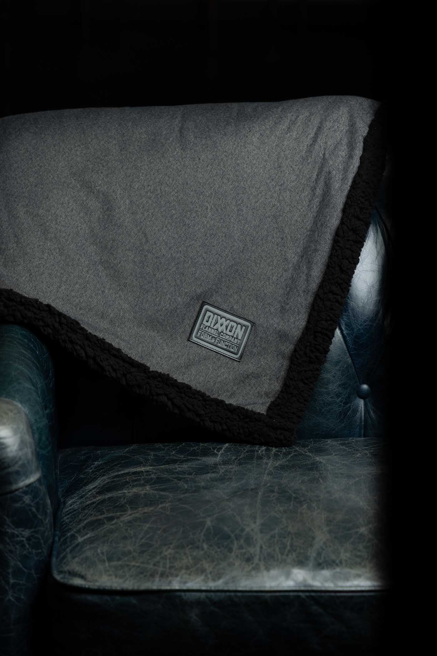 Obsidian Flannel Sherpa Blanket – Dixxon Flannel Australia